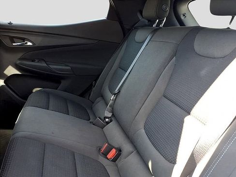 Used 2022 Chevrolet Bolt EUV LT w/ Comfort Package image 12