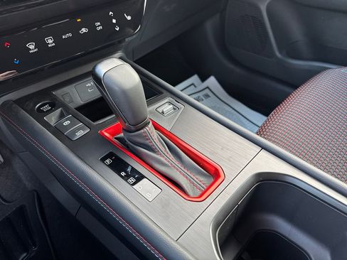 New 2026 Nissan Kicks SR w/ Cold Weather Package image 24