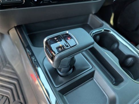 Used 2025 Chevrolet Silverado 1500 ZR2 w/ Technology Package image 11