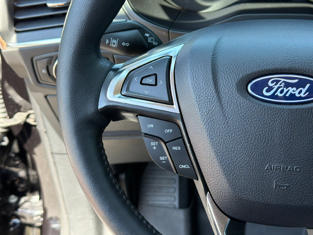 Used 2024 Ford Edge Titanium AWD/4WD image 27