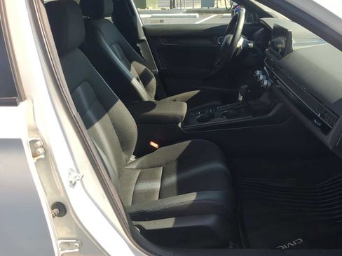 Used 2024 Honda Civic Sport image 25