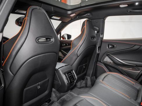 Used 2025 Aston Martin DBX 707 image 15