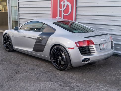 Used 2009 Audi R8 V8 image 41