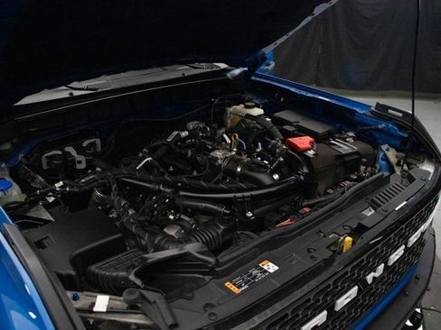 Used 2022 Ford Bronco Wildtrak image 28