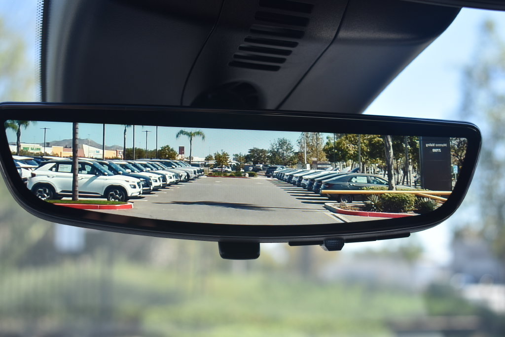 Used 2026 GMC Acadia Elevation FWD image 36