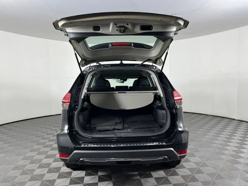 Used 2020 Nissan Rogue S FWD image 44