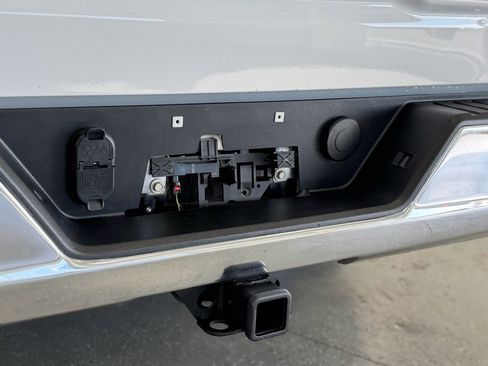 Used 2024 GMC Sierra 1500 SLT image 38