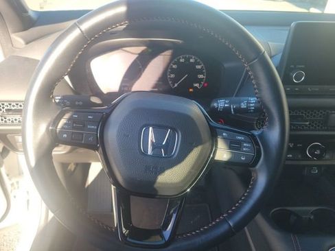 Certified 2025 Honda HR-V Sport image 11