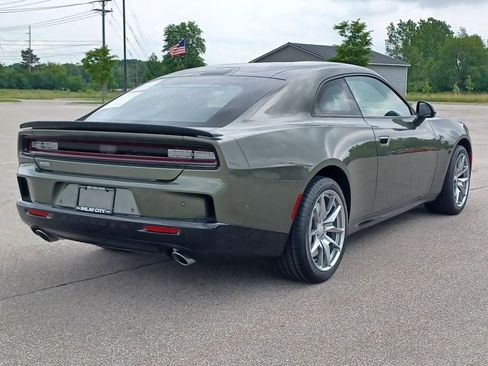 Used 2026 Dodge Charger Scat Pack w/ Wheel & Tire Package AWD/4WD image 4