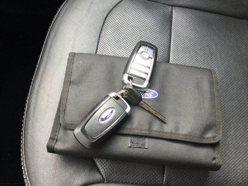 Used 2018 Ford Explorer Limited w/ Ford Safe & Smart Package AWD/4WD image 34