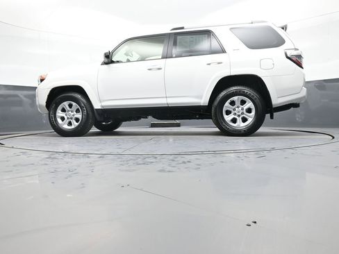 Certified 2024 Toyota 4Runner SR5 image 31