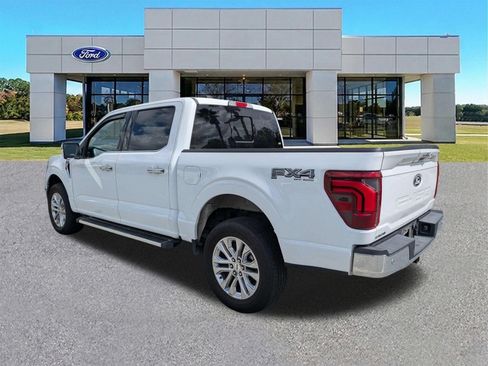 Used 2024 Ford F150 Lariat w/ FX4 Off-Road Package AWD/4WD image 3