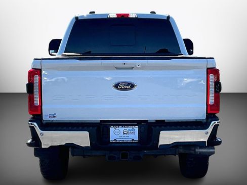 Used 2024 Ford F250 Lariat w/ Lariat Ultimate Package AWD/4WD image 3