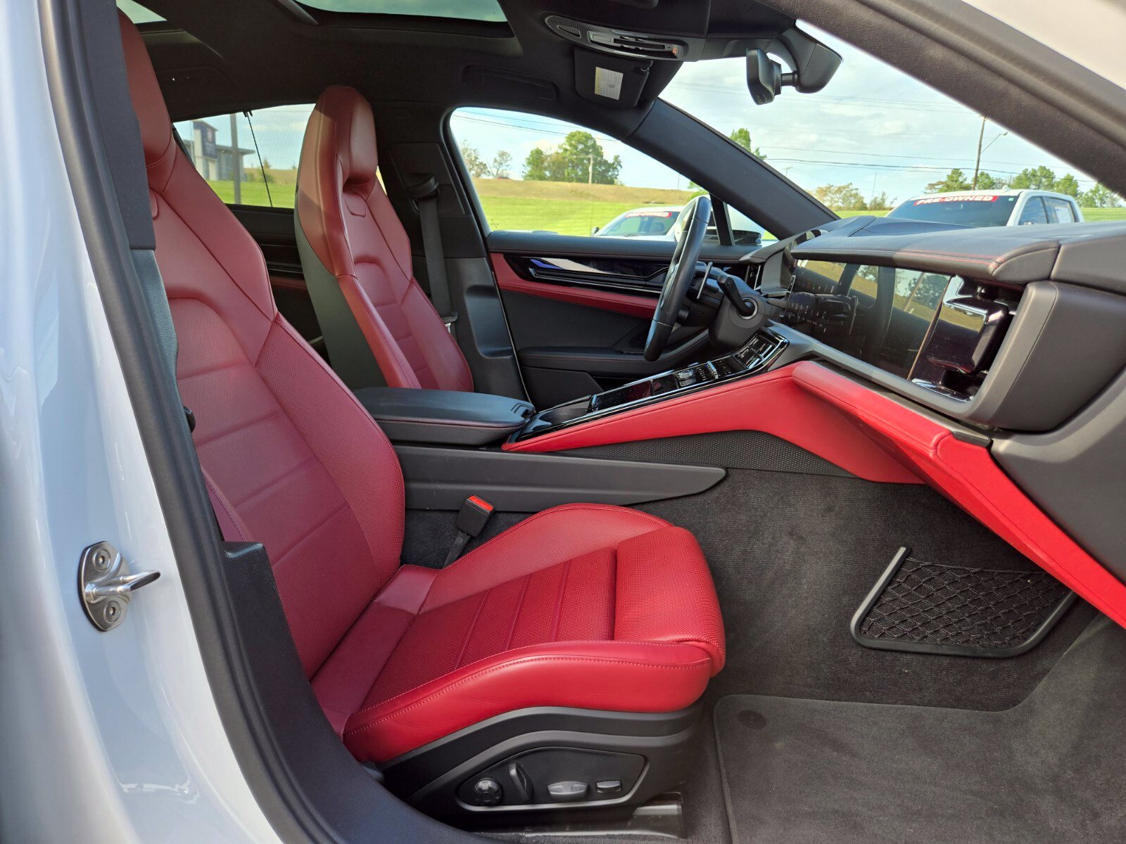 Used 2024 Porsche Panamera 4 AWD/4WD image 21