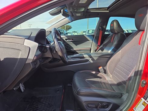 Used 2020 Toyota Avalon TRD image 11