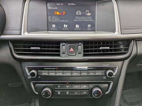 Used 2018 Kia Optima LX image 13