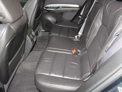 Used 2020 Cadillac XT4 Premium Luxury image 15