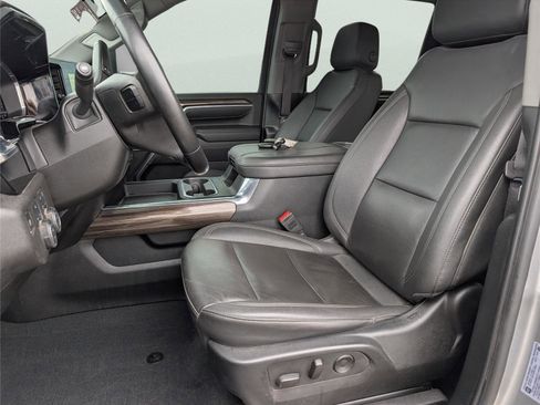 Used 2025 Chevrolet Silverado 2500 LT w/ Trail Boss Package image 13