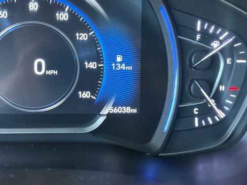 Used 2019 Hyundai Santa Fe Limited image 26