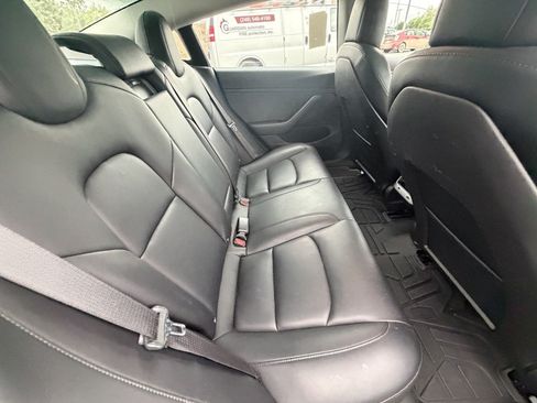 Used 2018 Tesla Model 3 Mid Range RWD image 12