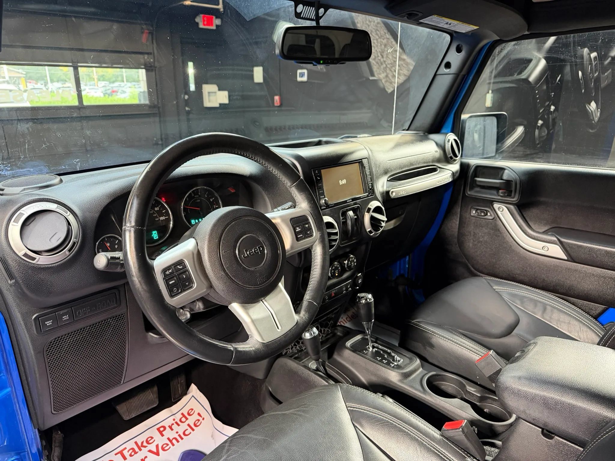 Used 2016 Jeep Wrangler Rubicon w/ Dual Top Group AWD/4WD image 11
