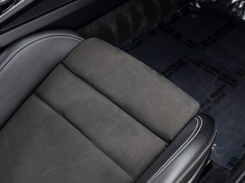 Used 2022 Porsche 911 GT3 image 50