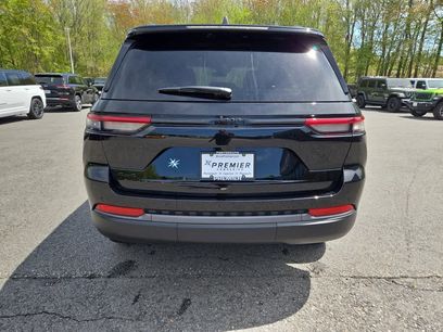 New 2026 Jeep Grand Cherokee Altitude