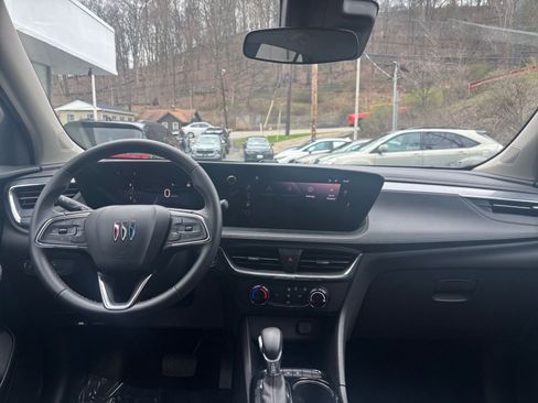 Used 2025 Buick Encore GX Preferred AWD/4WD image 33