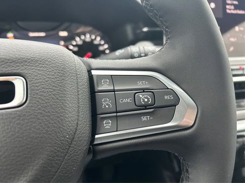 New 2026 Jeep Compass Limited image 35