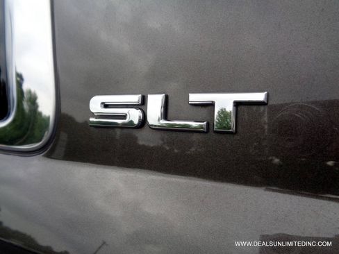 Used 2019 GMC Yukon XL SLT AWD/4WD image 6