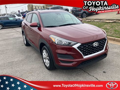 Used 2019 Hyundai Tucson SE image 1