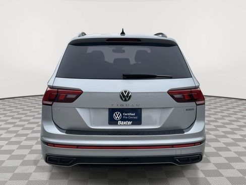 Used 2023 Volkswagen Tiguan SE R-Line AWD/4WD image 9