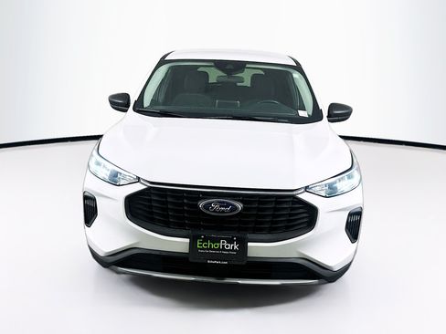 Used 2024 Ford Escape Active FWD image 2