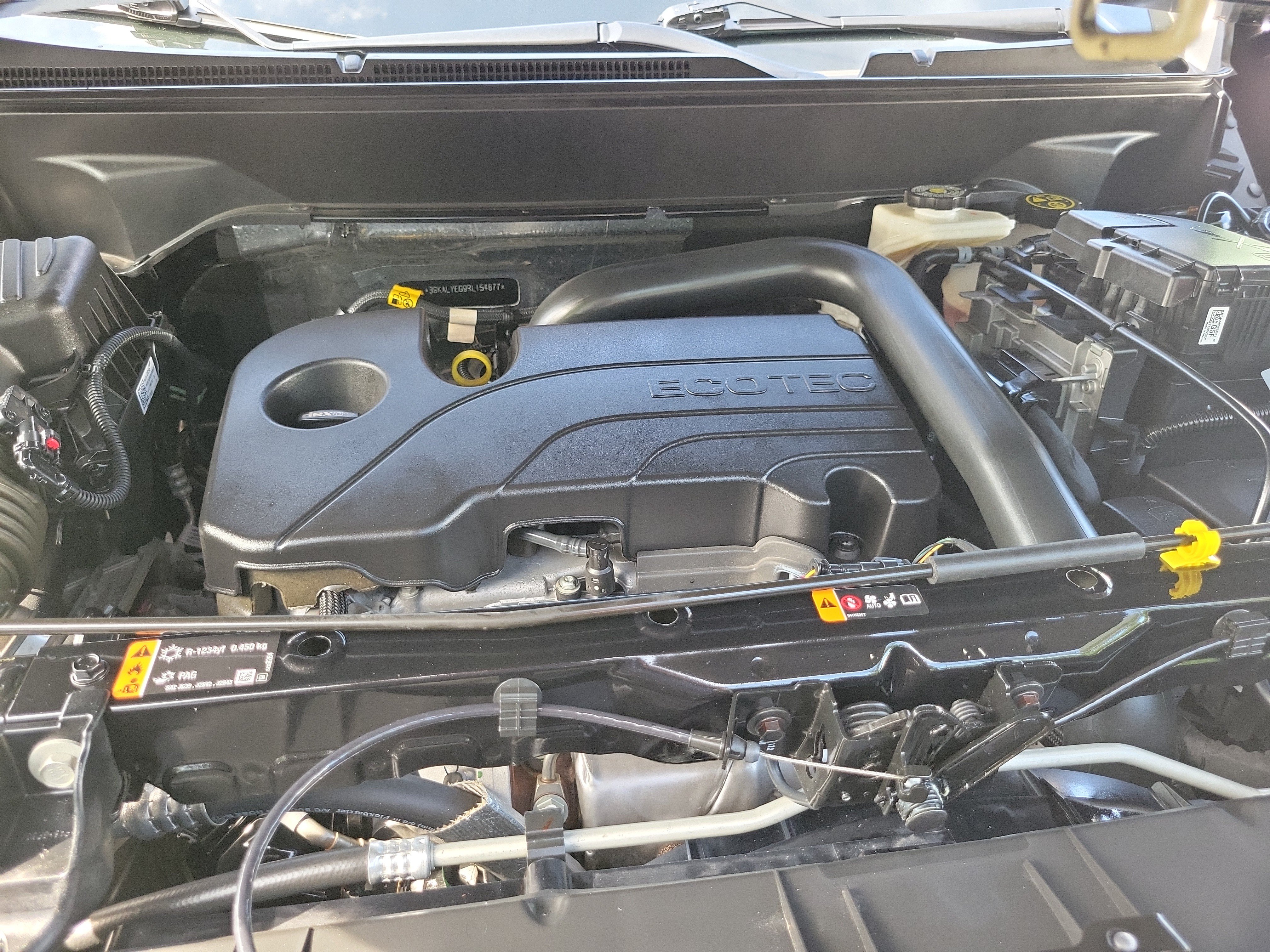 Used 2024 GMC Terrain AT4 w/ Tech Package AWD/4WD image 28