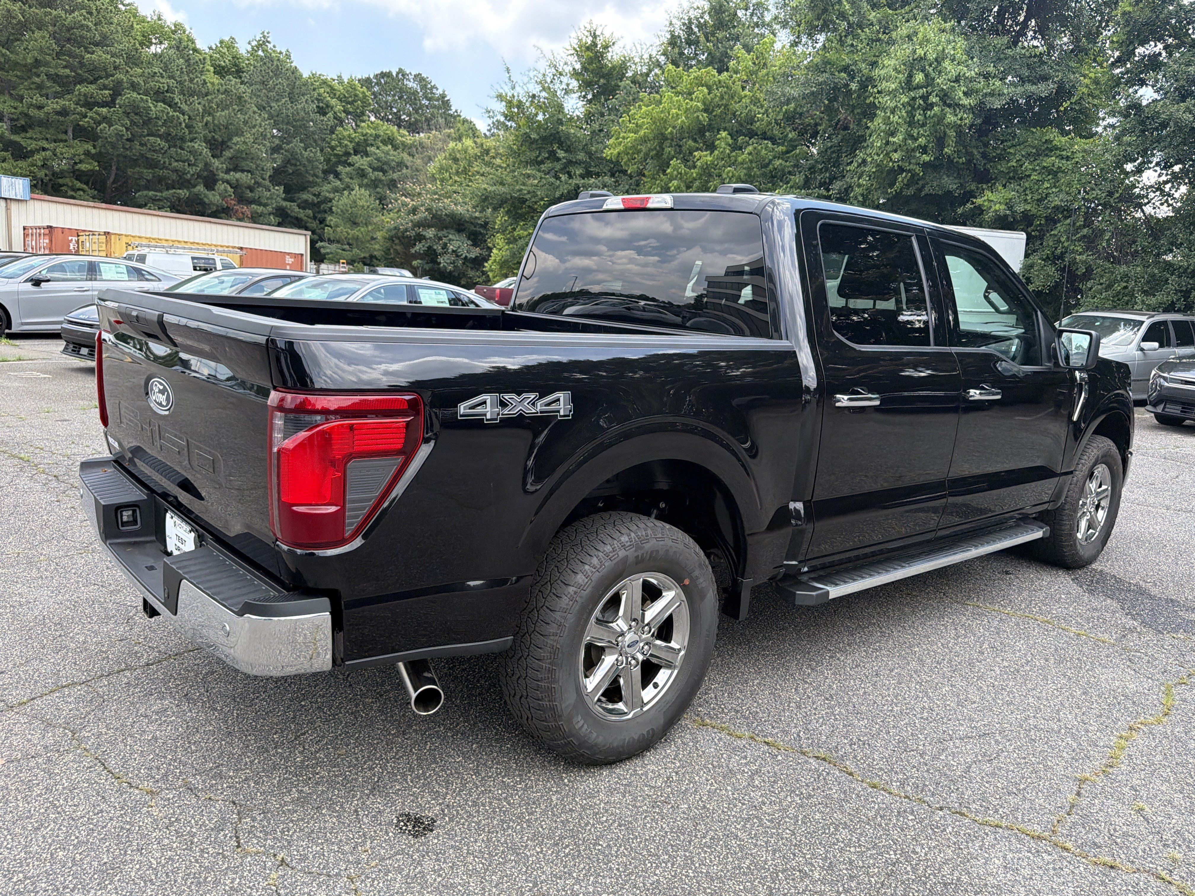 Used 2025 Ford F150 XLT w/ Equipment Group 301A Standard AWD/4WD image 7