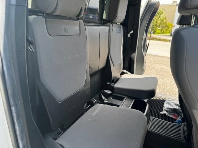 Used 2022 Toyota Tacoma SR w/ SR Convenience Package RWD image 10