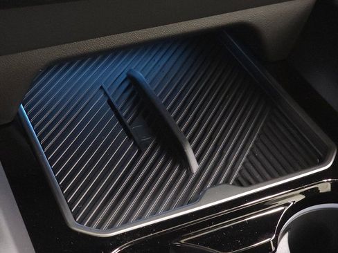 Certified 2025 BMW 530i xDrive image 33