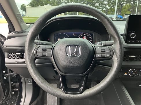 Used 2025 Honda Accord SE image 20