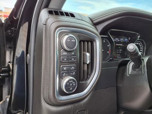 Used 2022 GMC Sierra 3500 Denali image 26