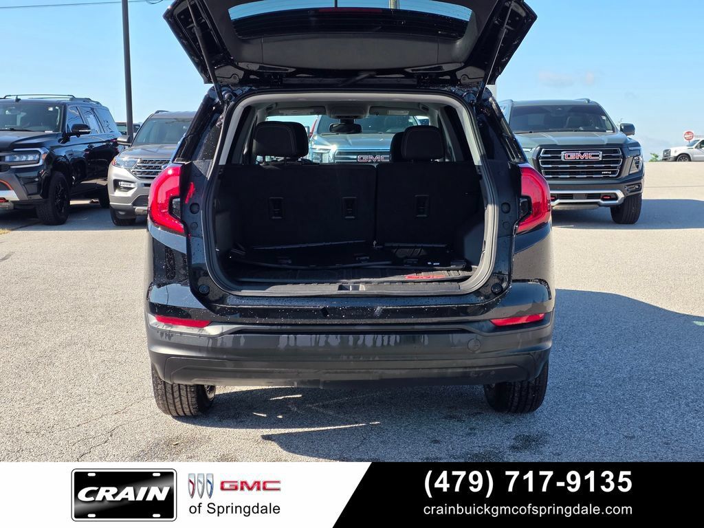 Used 2024 GMC Terrain SLE FWD image 7
