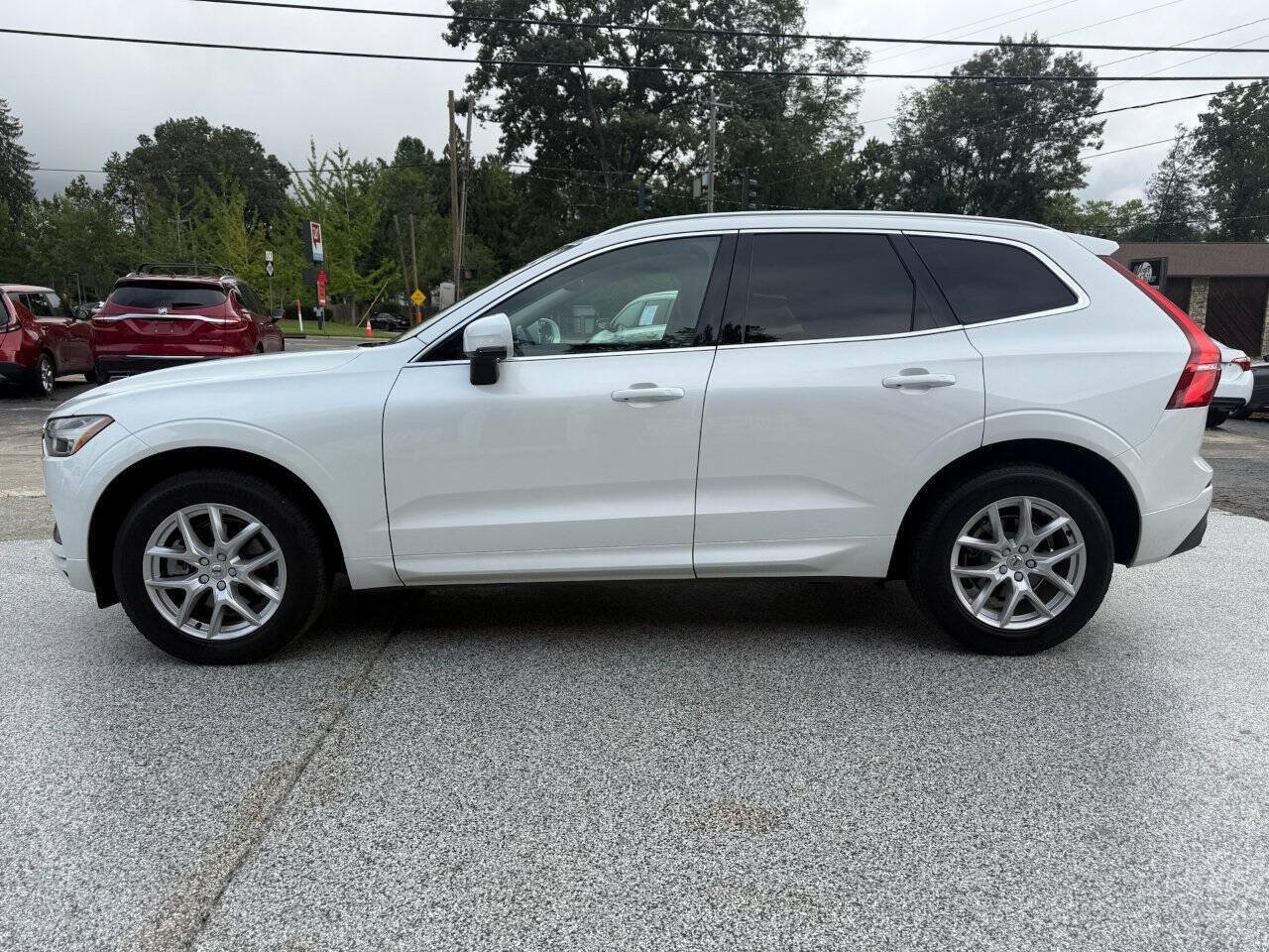 Used 2020 Volvo XC60 T5 Momentum w/ Protection Package Premier AWD/4WD image 7