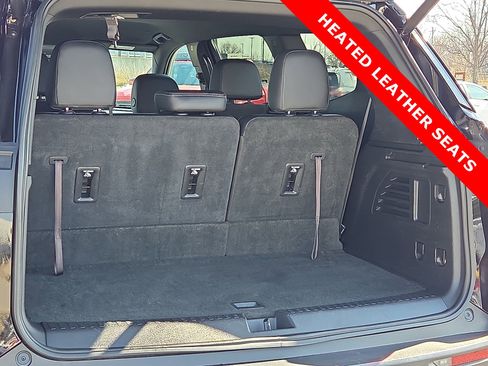 Used 2025 Buick Enclave Preferred image 9