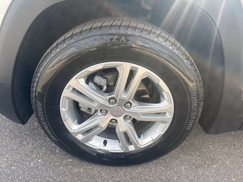 Certified 2024 GMC Terrain SLE image 7