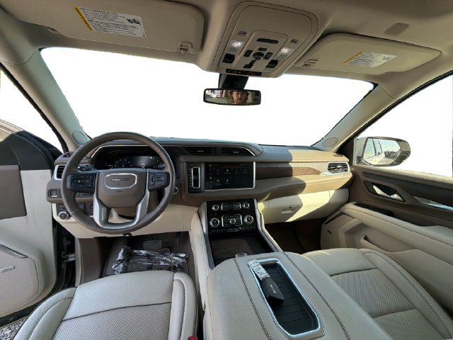 Used 2022 GMC Yukon Denali w/ Max Trailering Package AWD/4WD image 21