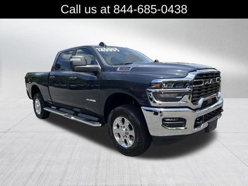 Certified 2026 RAM 2500 Big Horn AWD/4WD image 3