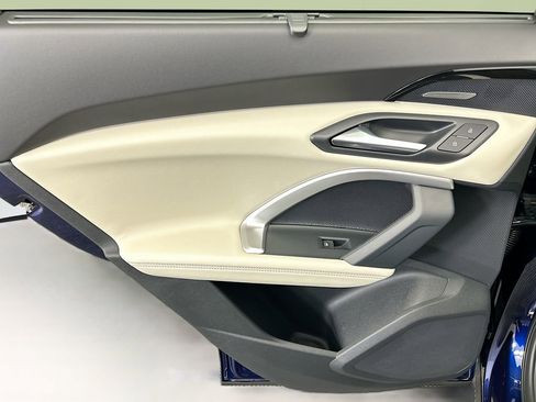 Used 2025 Audi Q5 Premium Plus w/ Premium Plus image 25