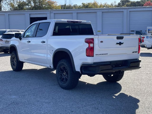 New 2026 Chevrolet Silverado 1500 ZR2 w/ Dark Appearance Package AWD/4WD image 5