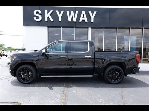 New 2026 GMC Sierra 1500 Denali w/ Denali Reserve Package AWD/4WD image 2