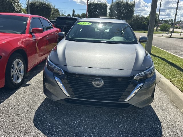 Certified 2024 Nissan Sentra SV FWD image 2