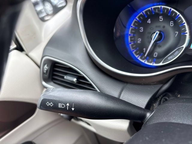 Used 2019 Chrysler Pacifica Touring-L Plus w/ Tire & Wheel Group FWD image 25